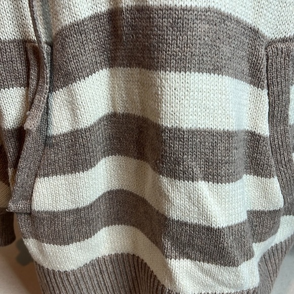 Lane Bryant Hoodie Sweater XL (14/16) – Tan & Cream Striped Knit Pullover - Picture 3 of 7